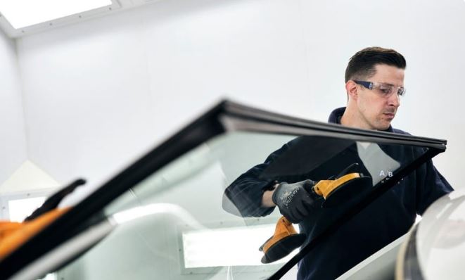 Voorrraam vervangen-min